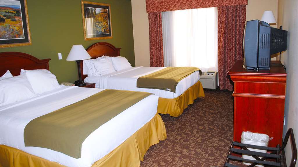 Magnuson Hotel Commerce Room photo